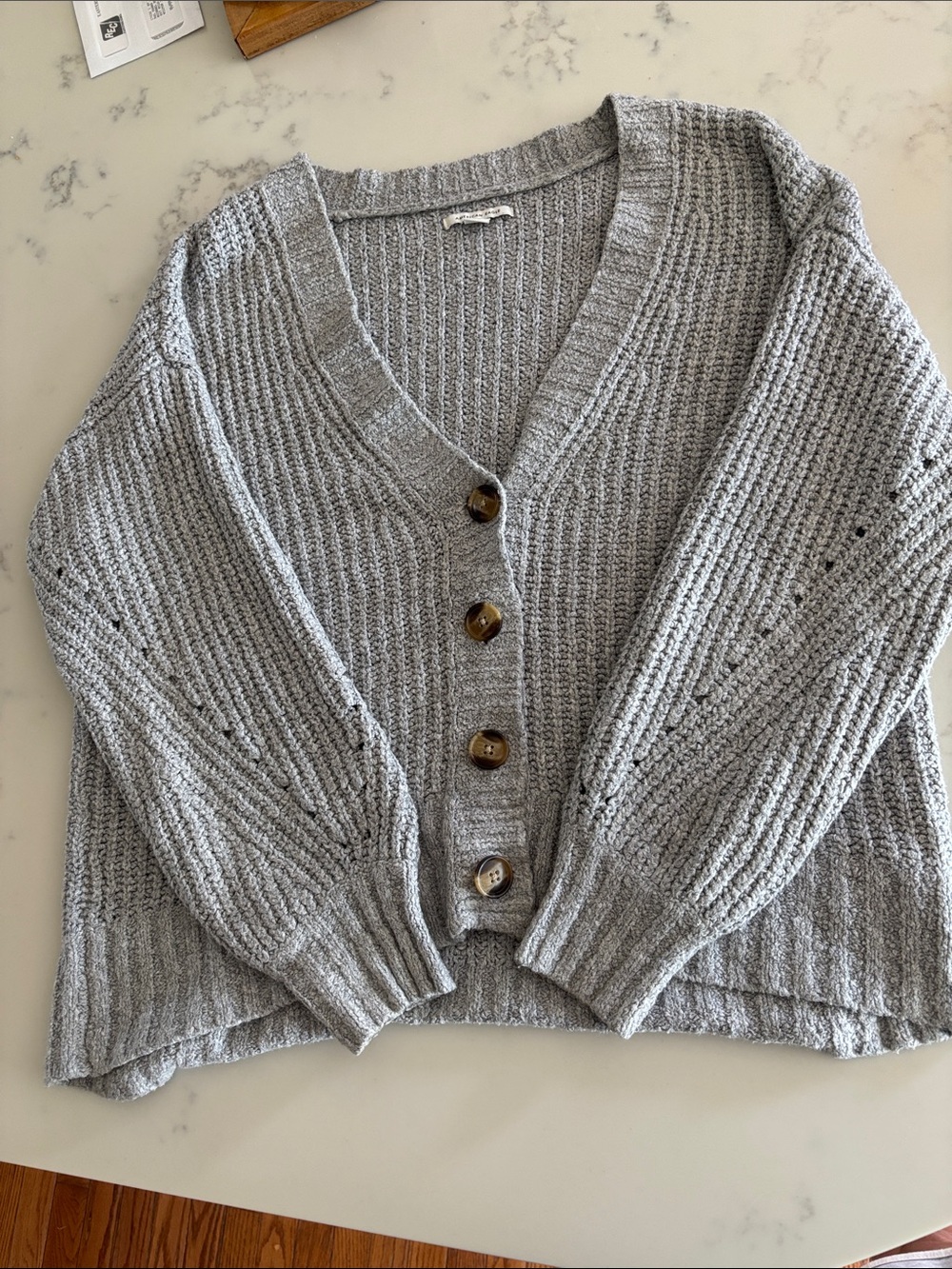 American Eagle Outfitters Light Gray Ribbed V-Neck Button Cardigan